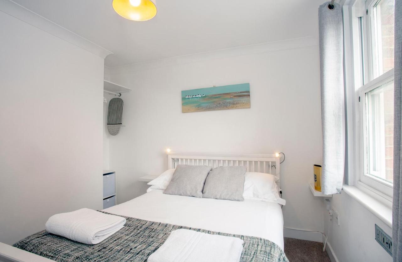 The Spires - Cosy Apartment Just Outside Of City Centre Canterbury Eksteriør bilde